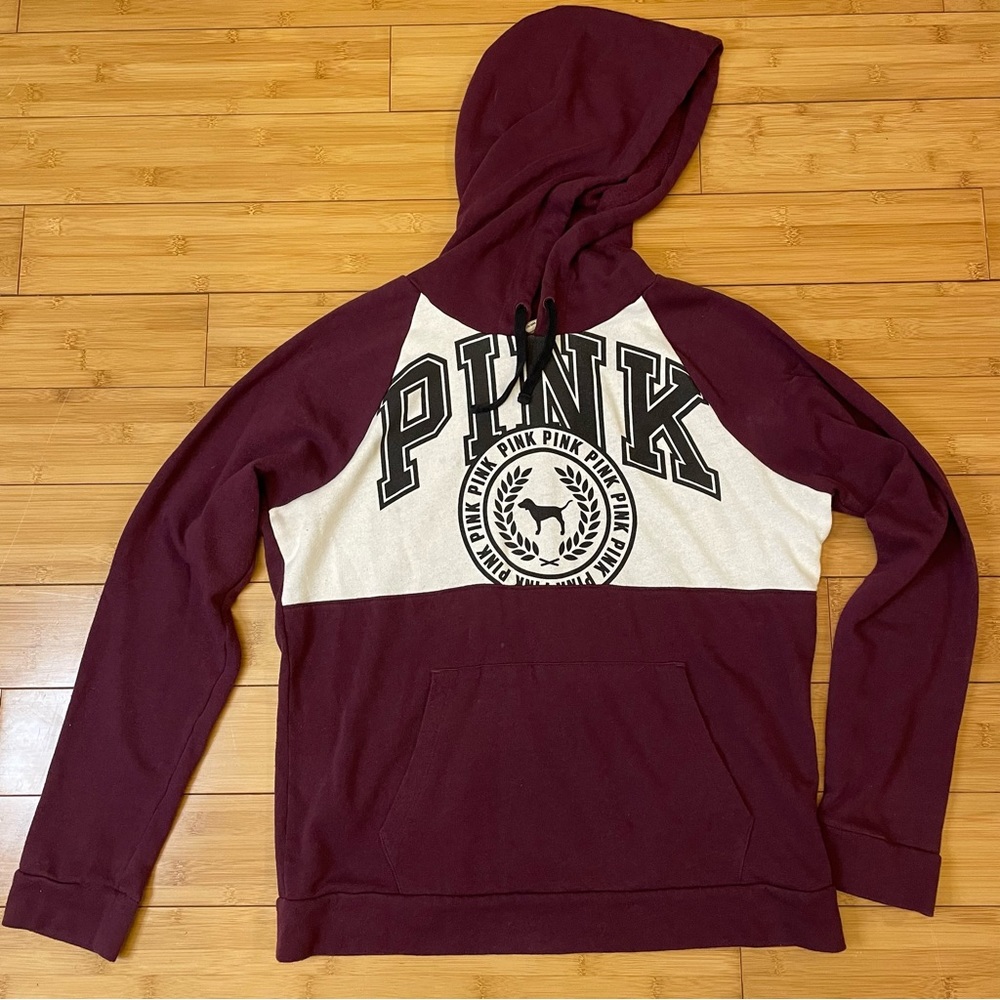 PINK HTF retro Victoria’s Secret lightweight hoodie. Front pocket; size Large.